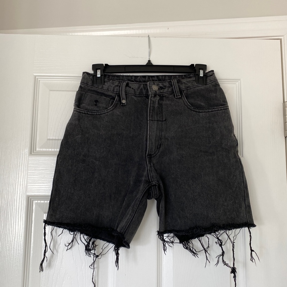 Thrills Bermuda Shorts